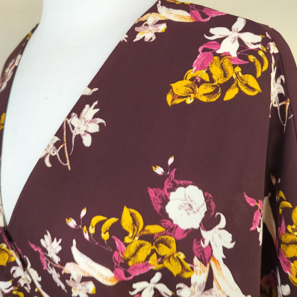Chelsea28 Floral Wrap Top Blouse Womens Medium Floral Kimono Sleeve Boho - Picture 5 of 9